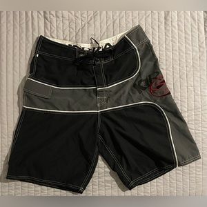Kirra Mens Black and Gray Board Shorts. 34